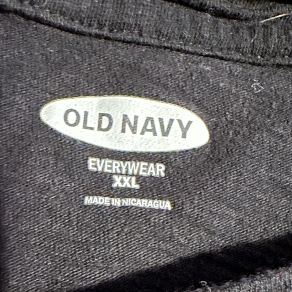 Old Navy T-Shirt - Picture 4 of 5